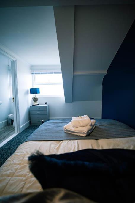 The Beach Suite - Top Floor With Easy Invest لوستوفت المظهر الخارجي الصورة